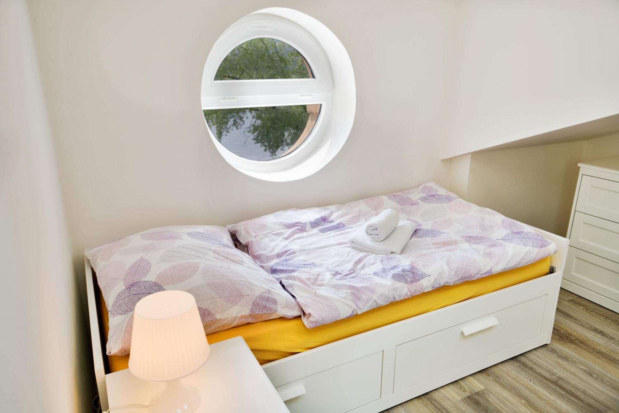 Apartmany Дечин Экстерьер фото