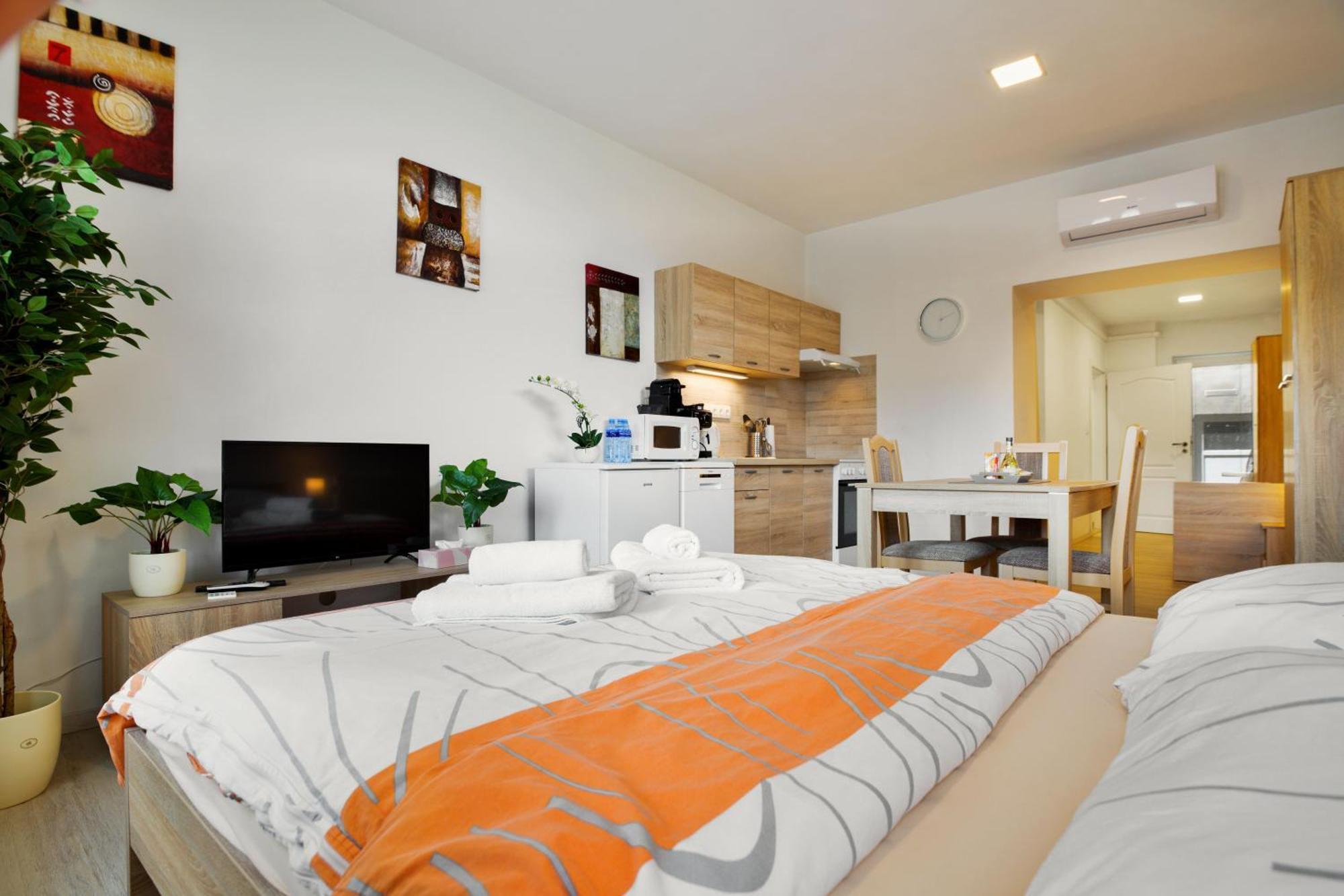 Apartmany Дечин Экстерьер фото