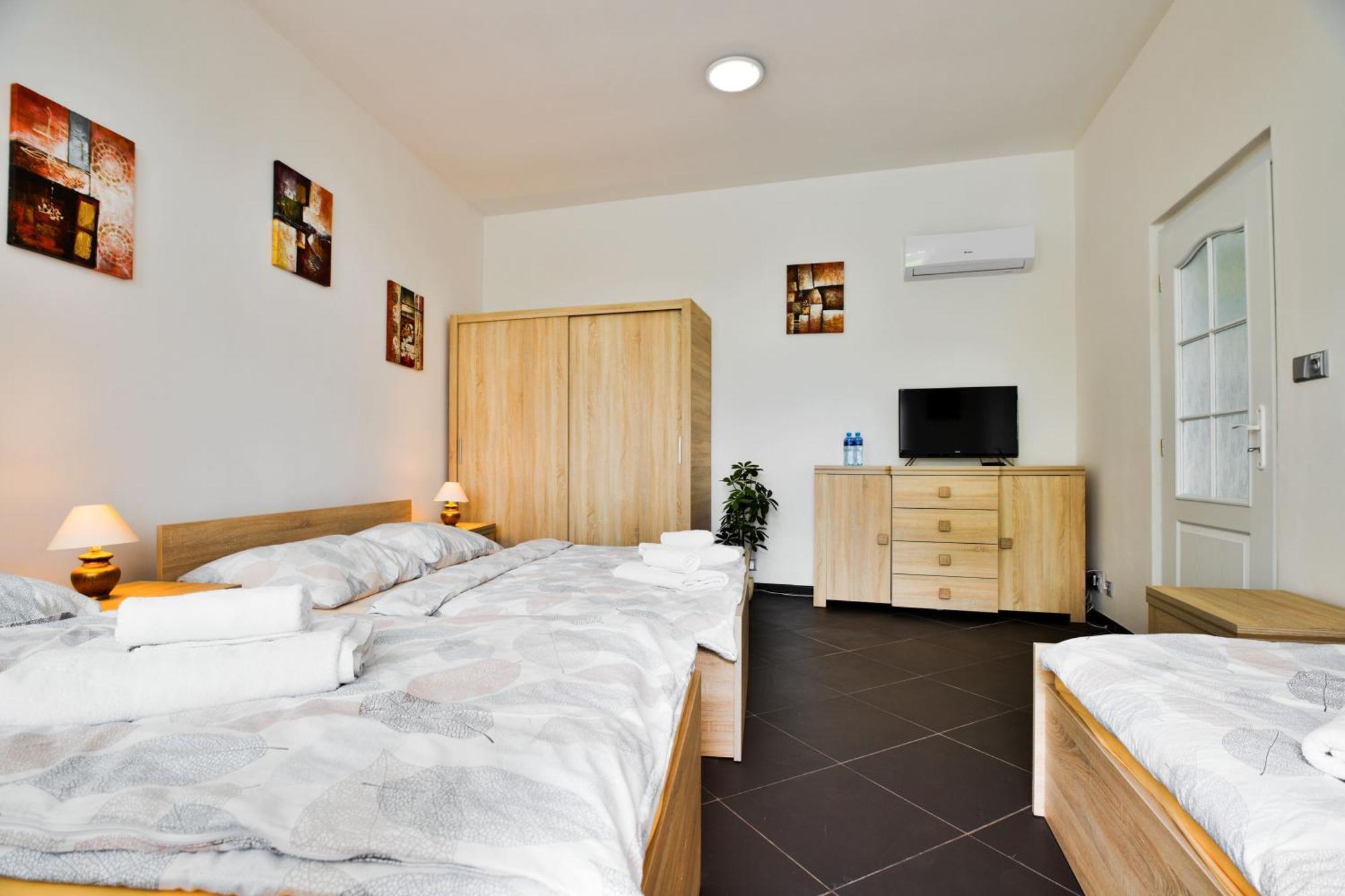 Apartmany Дечин Экстерьер фото