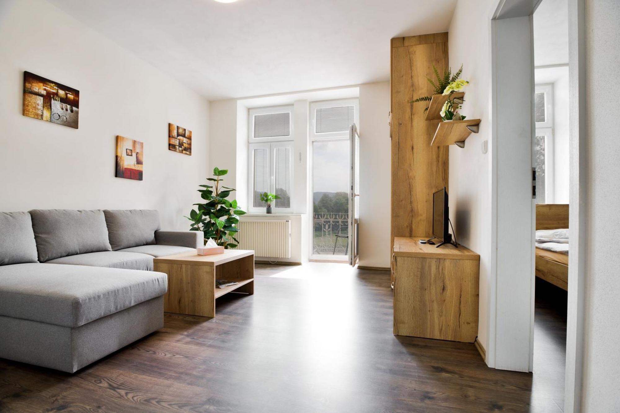 Apartmany Дечин Экстерьер фото