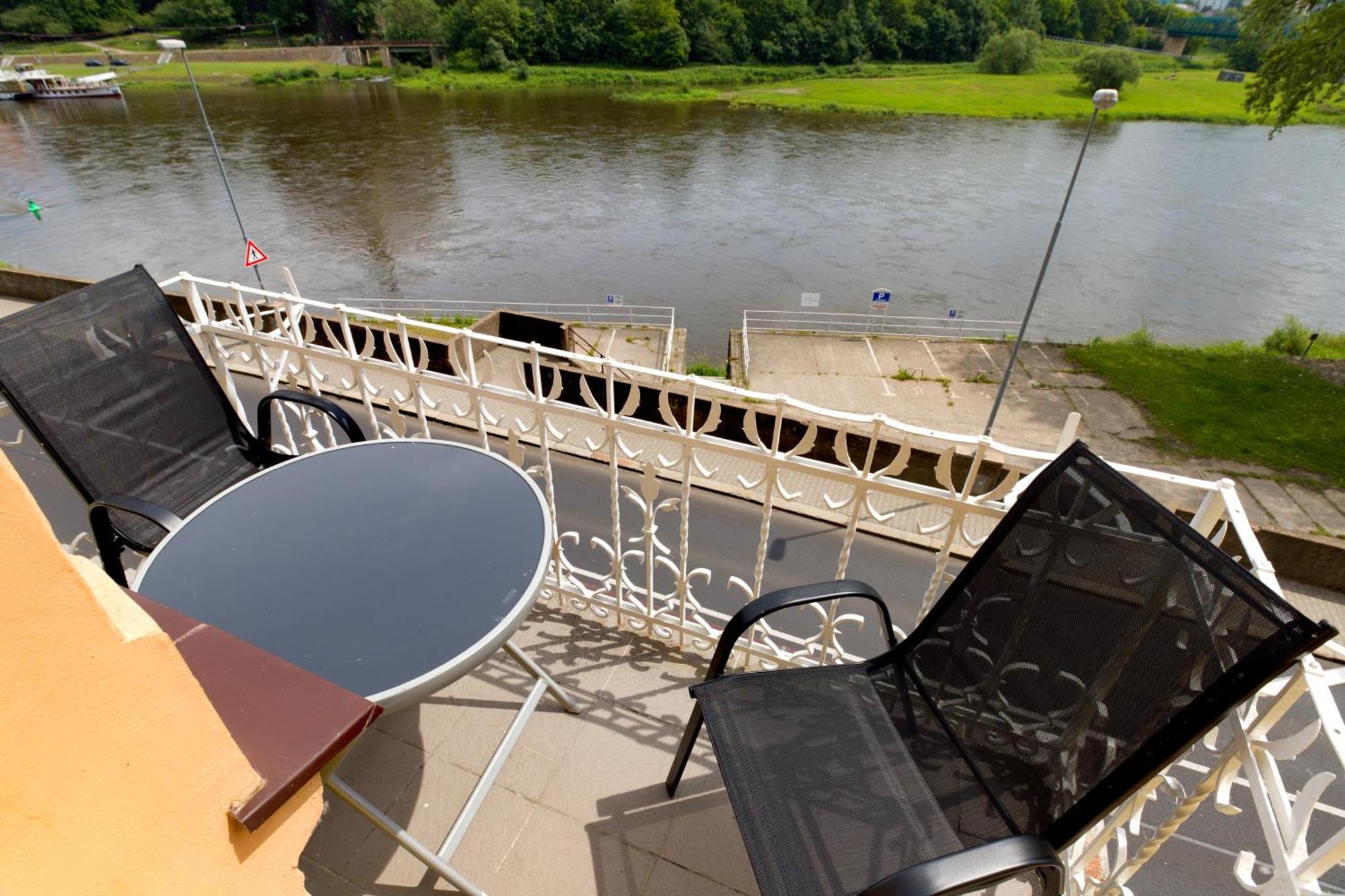 Apartmany Дечин Экстерьер фото
